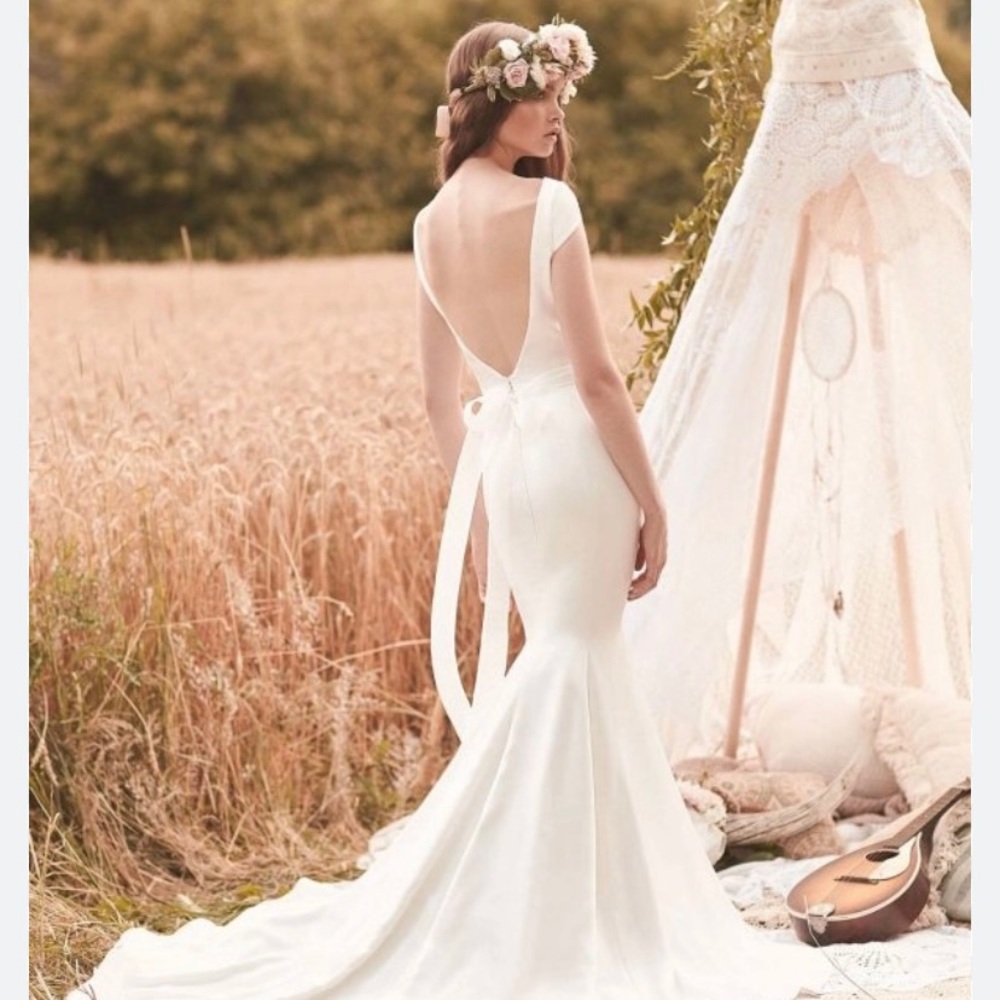 Mikaella “2601” wedding dress